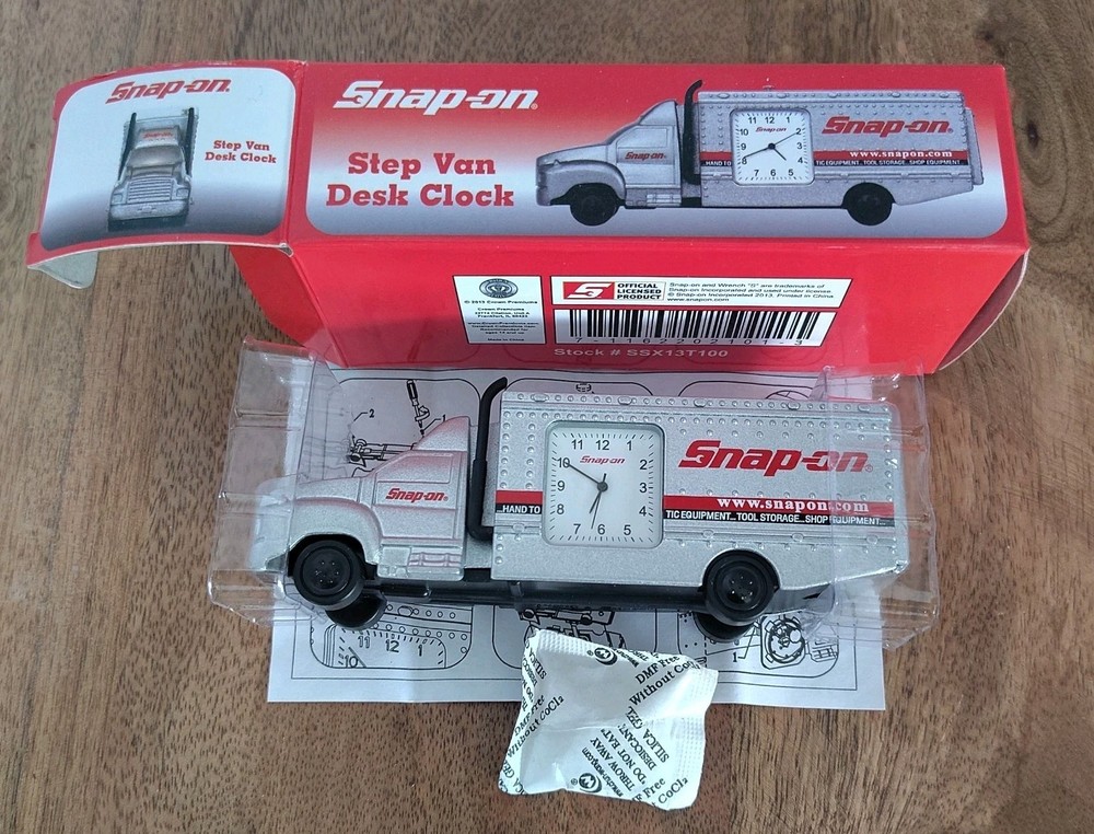 Snap - On Tools SSX13T100 Silver Die-Cast Desk Clock Step Van