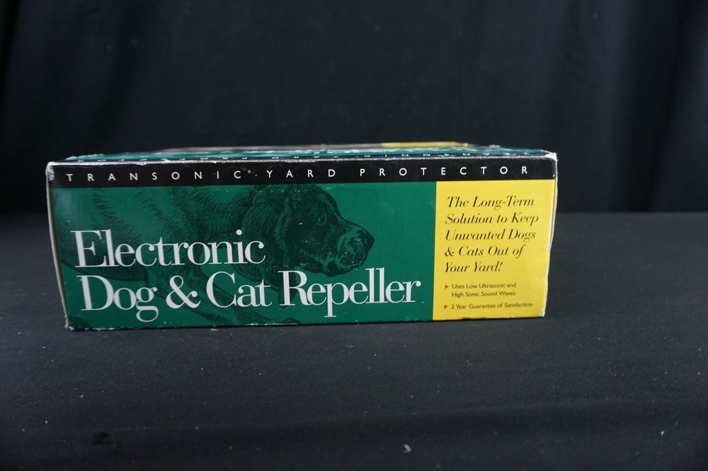 WEITECH Model 0048 Electronic Dog & Cat Repeller with Motion Sensor NEW