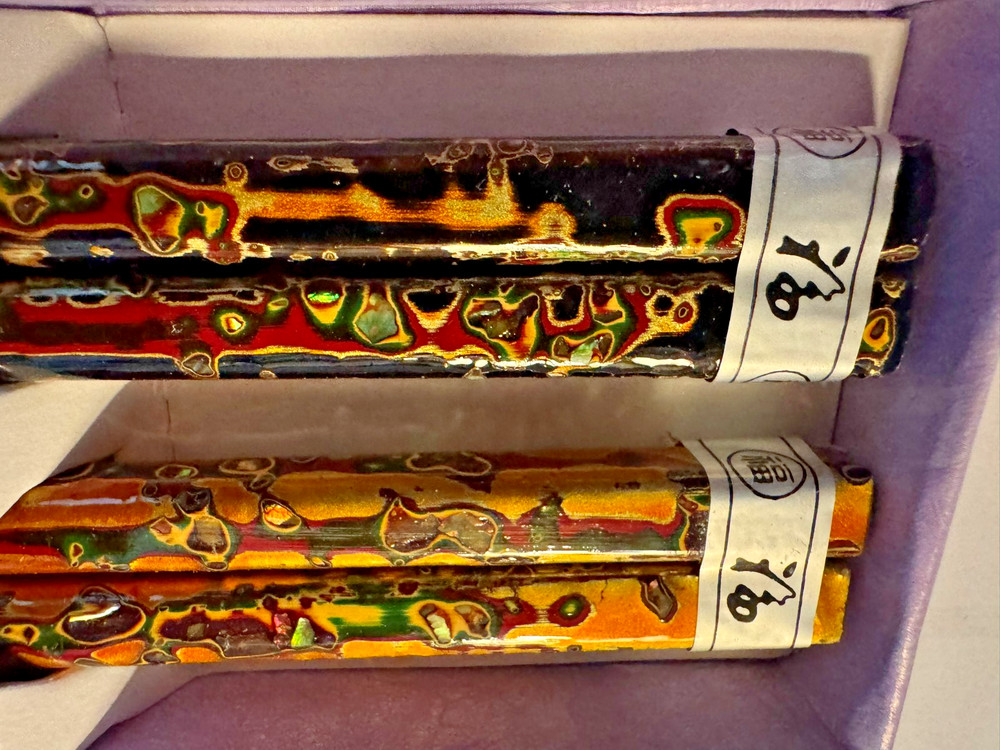 AUTHENTIC KOREAN CHOPSTICKS Design Multicolor Glossy Reusable 2pcs