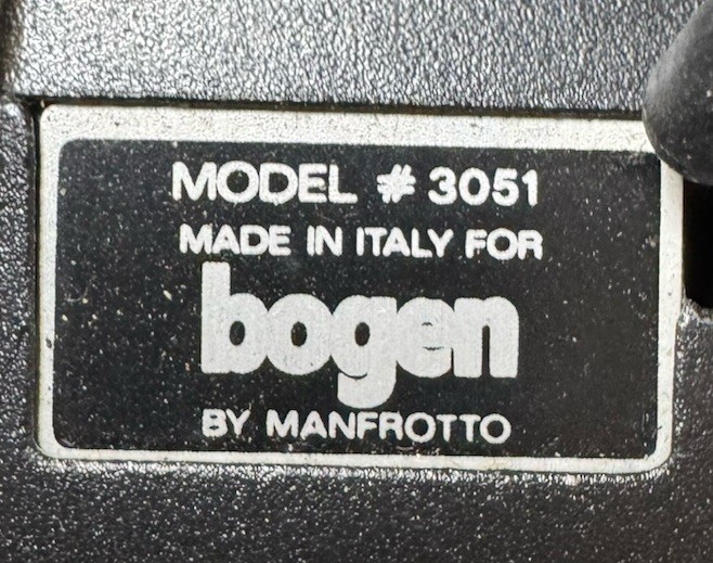 Manfrotto Bogen 3051 Professional Tripod With Manfrotto 3433 Head READ