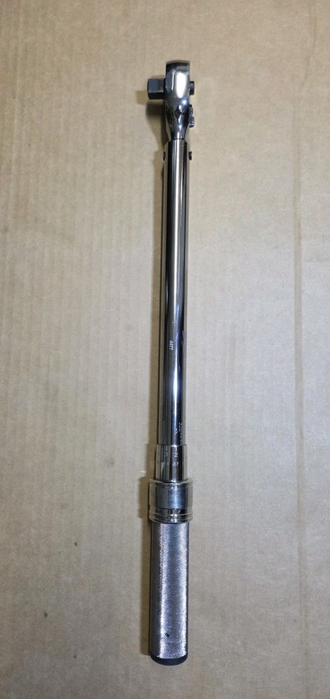 Wright Tool 4477 1/2" Micrometer Torque Wrench 20-150 ft-lbs