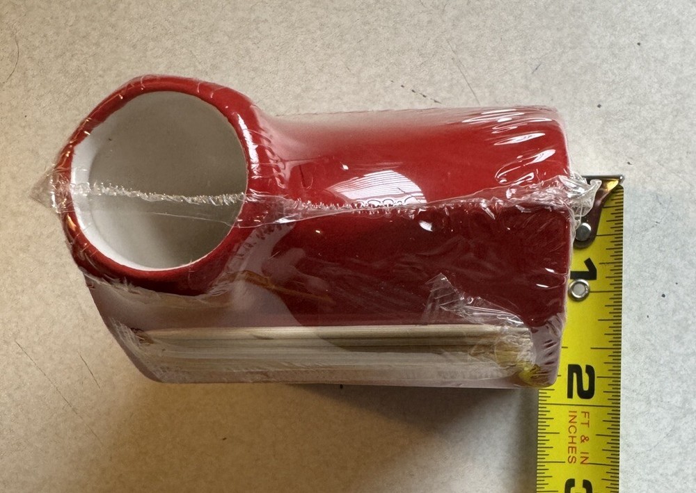 Red Barn Toothpick Holder ~Very Cute~