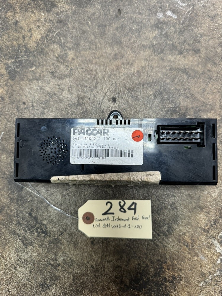 Kenworth T2000 Instrument Dash Panel - P/N: Q43-1110-2-1-100