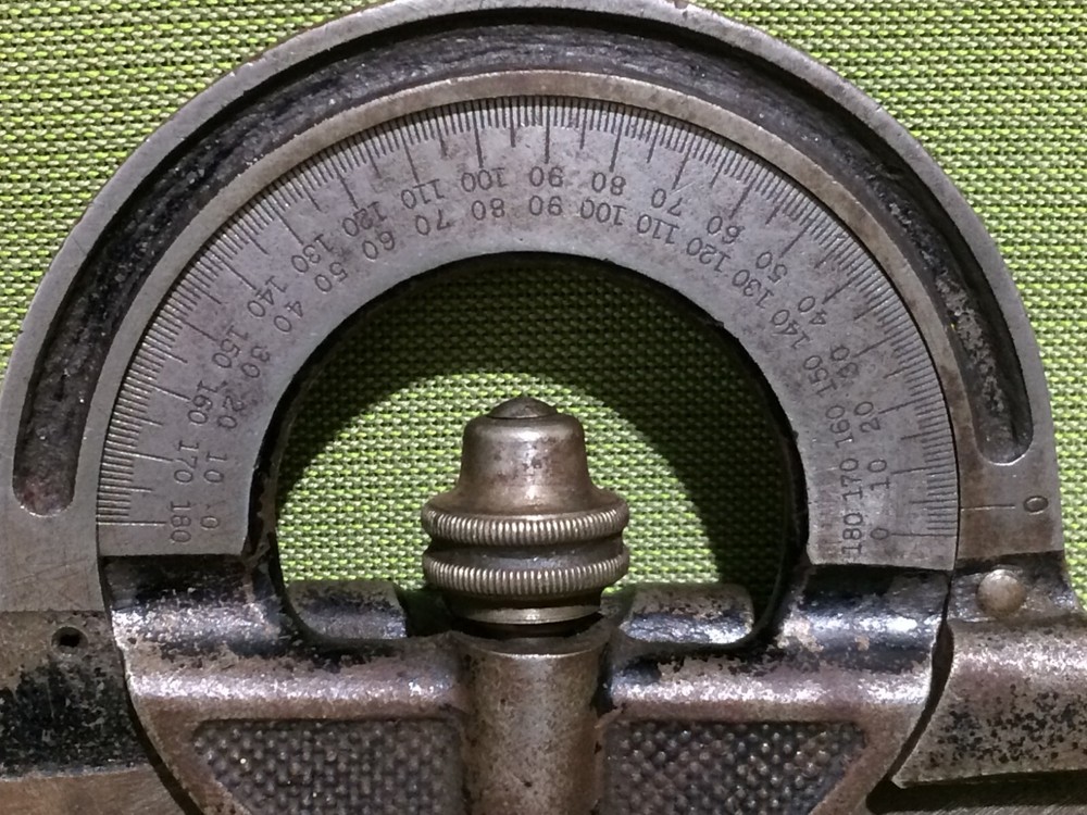 Protractor #160 Head With Bubble Level