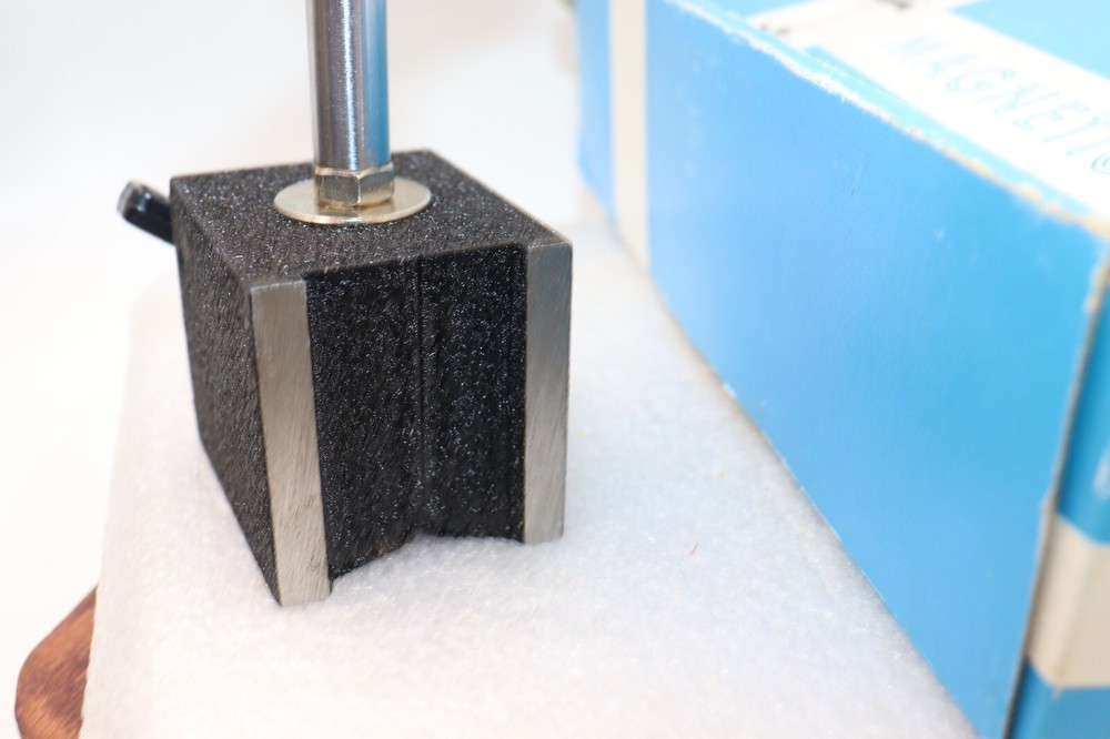 P.Y.H. Magnetic Base Model: TMB-B