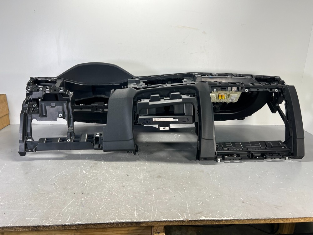 2021-2024 VOLKSWAGEN TAOS DASHBOARD DASH BOARD FRONT PANEL OEM