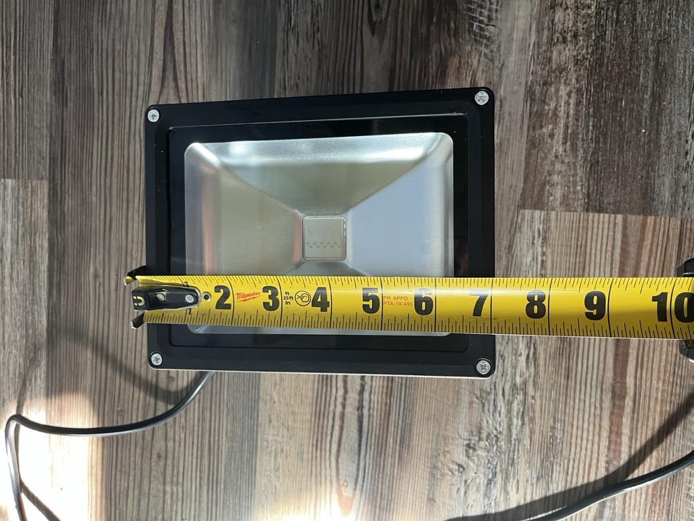 LED UV flood light 20W backyard garage light/security light Halloween Light Plug