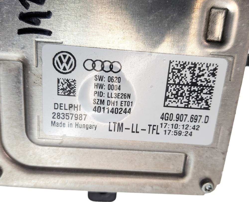 2013 AUDI Q5 (B8 8R) FRONT RIGHT PASSENGER LED DRL LIGHT CONTROL MODULE