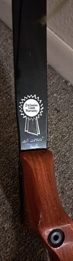 VINTAGE BEAR KODIAK BOW ARCHERY