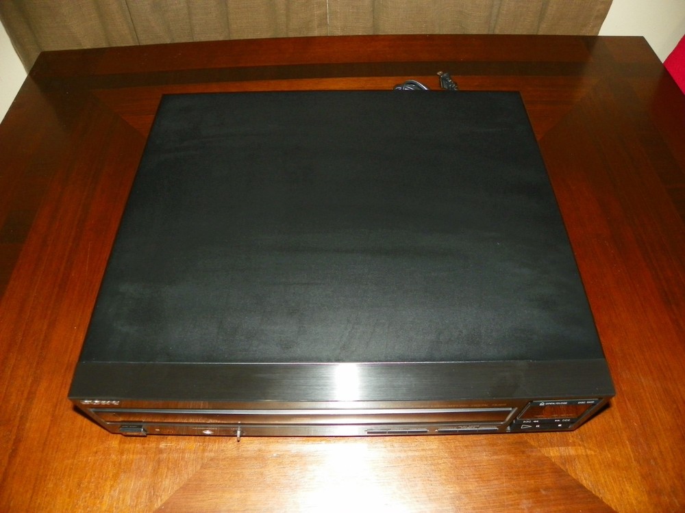 Sony CDP-C305 5 Disc CD Changer Vintage Multi CD Player