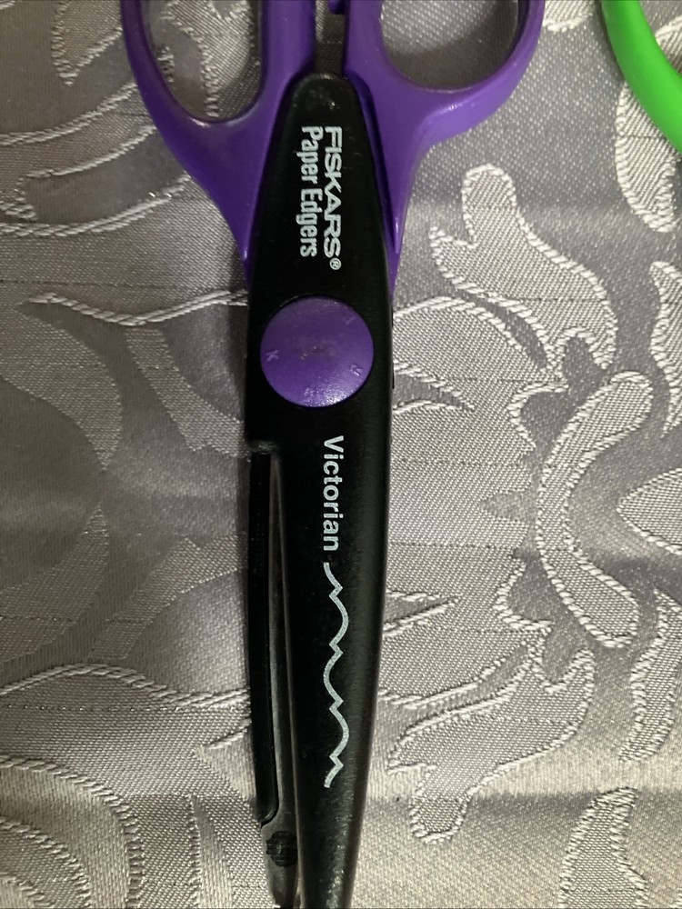 Fiskars Paper Edgers 4 Total Different Styles