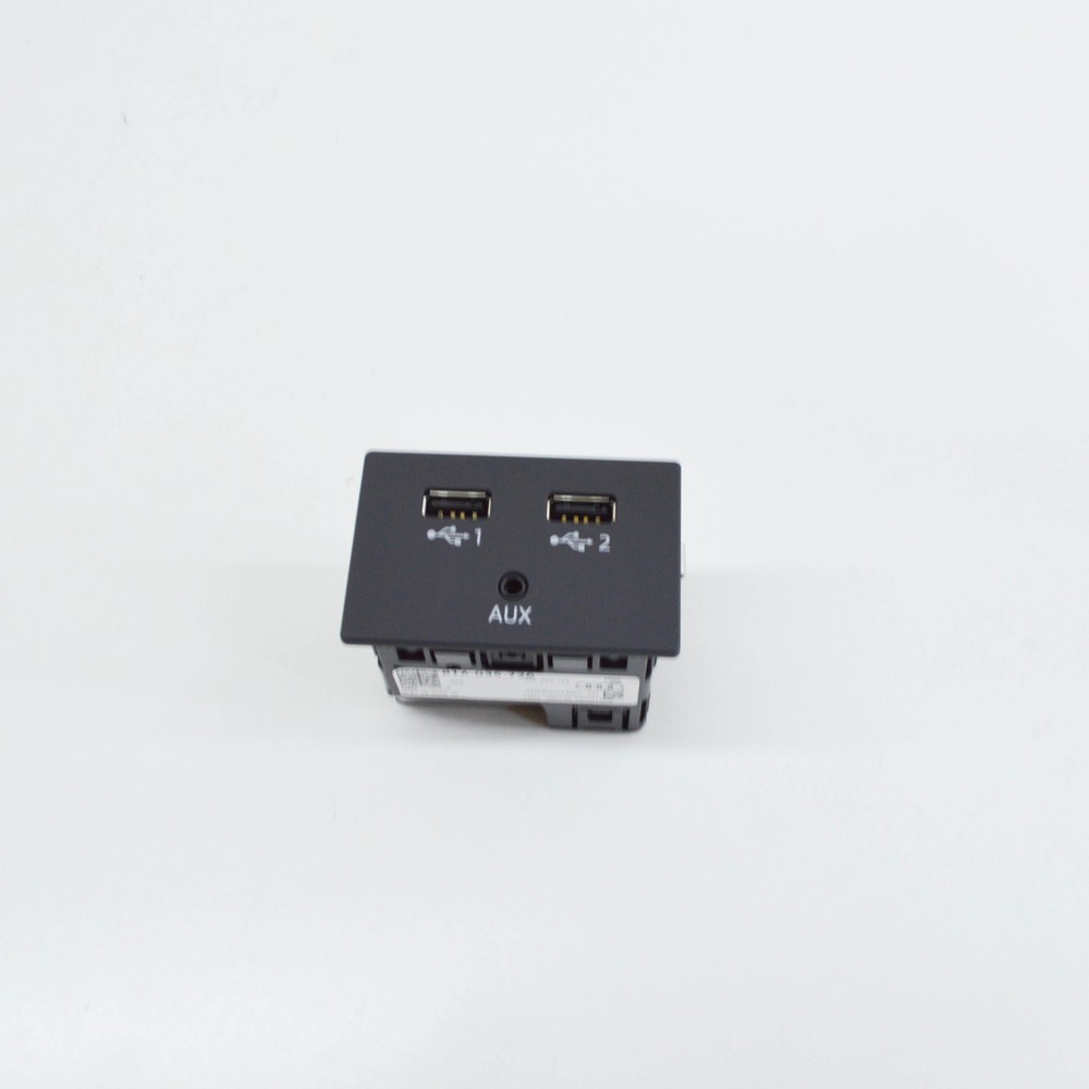 Audi A3 8V Connector External Audio Sources 81A035726