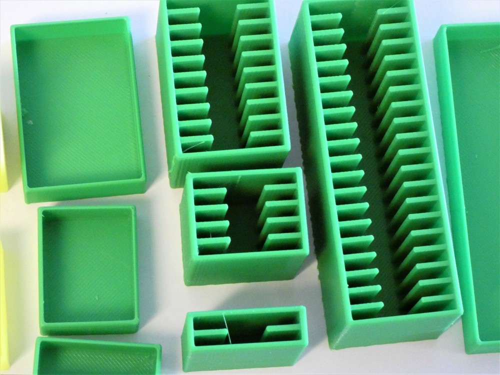 SD Card Holder Storage Box Case Micro Cards Desk Organizer Space Saving