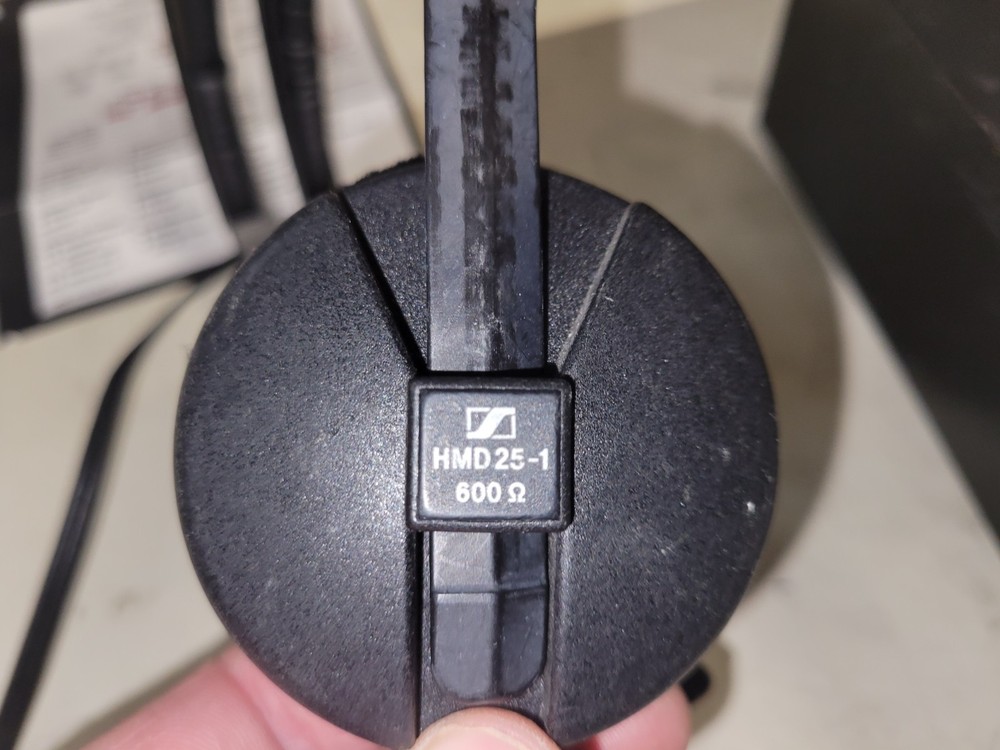 Studio Technologies Model 230 Announcer's Console w Sennheiser HMD 25-1 Headset