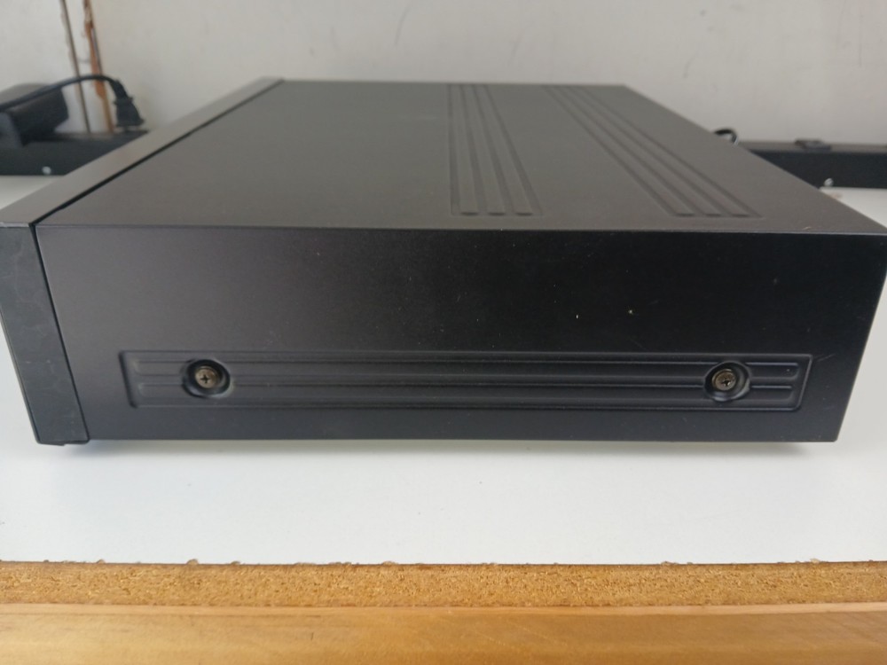 Pioneer PD-M710 Multiplay CD Player (TESTED) -works * READ DESCRIPTION
