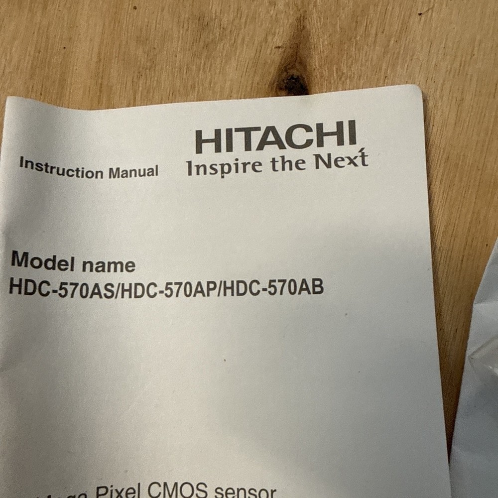 Hitachi HDC-570AS Digital Camera 5MP, Silver Please Read