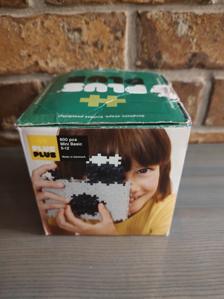 Authentic PLUS PLUS Mini Basic Building Shape 542 Assorted Colored Pieces