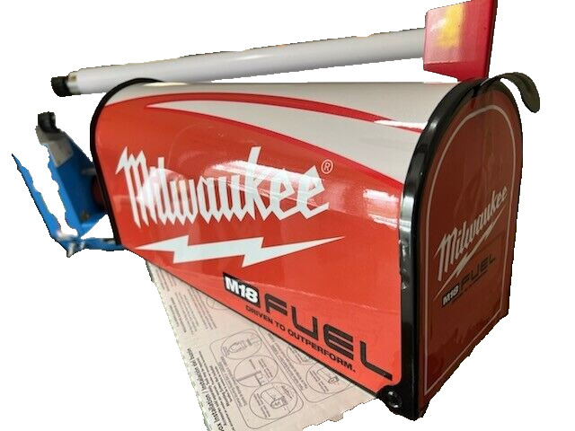 Milwaukee Tool MAILBOX~hats~tractor