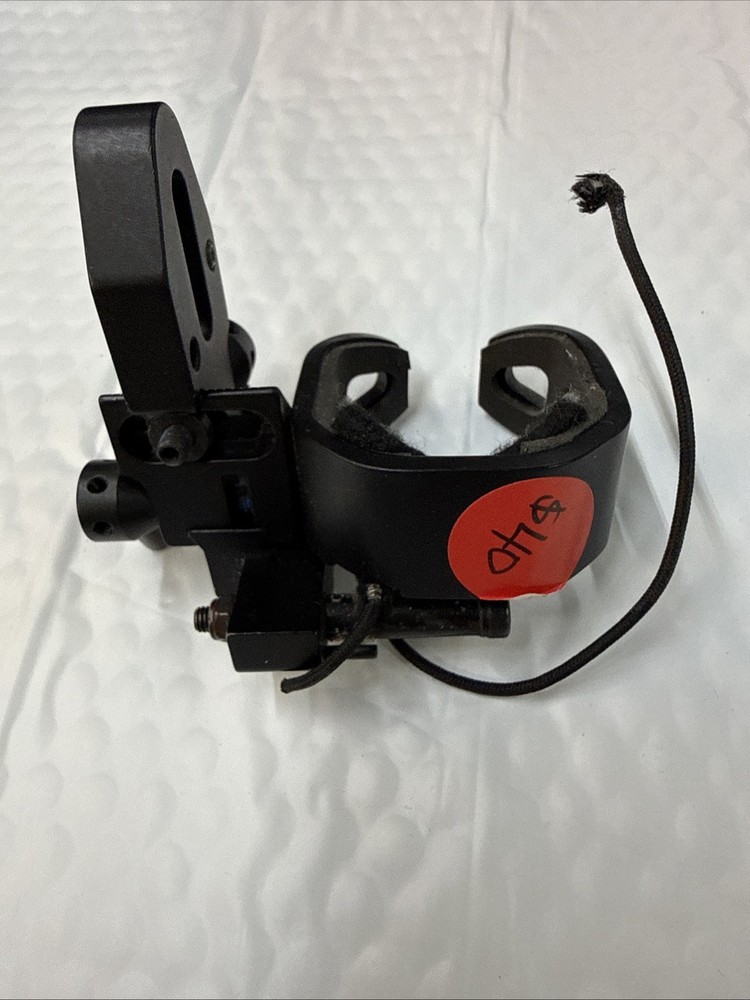 Apache Archery Drop Away Rest - RH - Item 3195