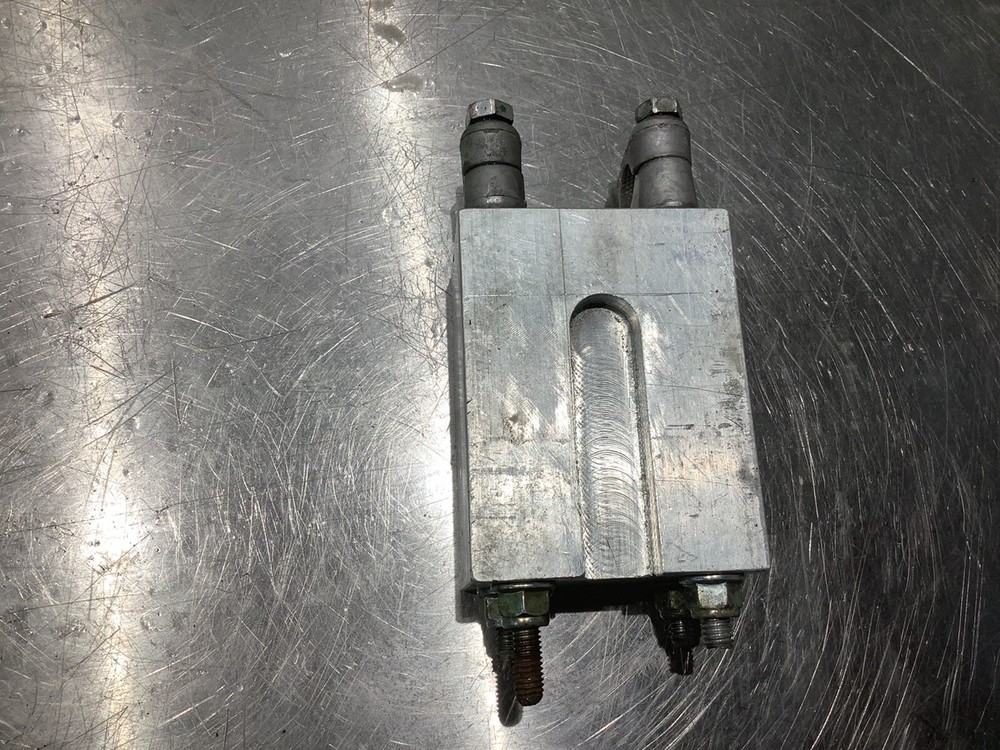 Non Pivot Riser Blocks for Ski-Doo Rev 2003- 2007 4” With Flat Mount Plate