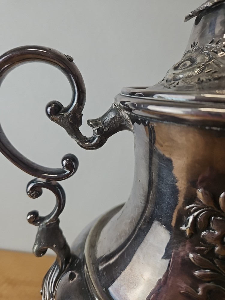 Antique Ornate Lidded Hot Water / coffee Silverplate Urn Server