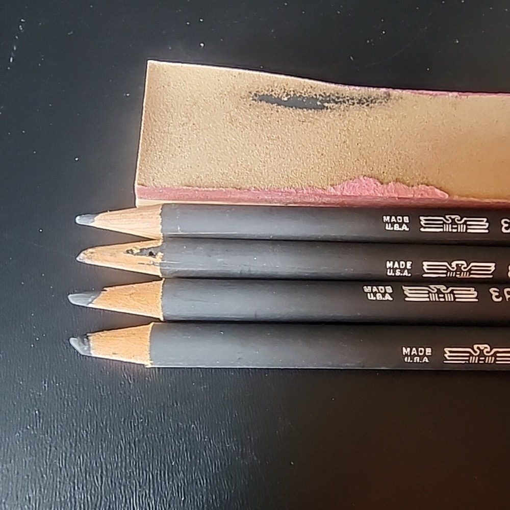 Set 4 EAGLE CHARCO, SUPER REFINED CHARCOAL PENCILS 310 Hb, 2B,4B,6B Sharpener