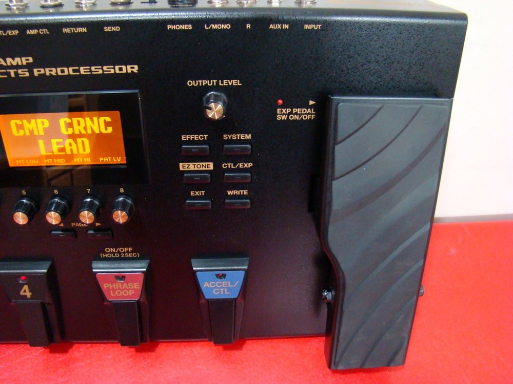 BOSS GT-100 Multi-Effects Guitar Effect Pedal COSM AMP EFFECTS PROCESSOR TESTED