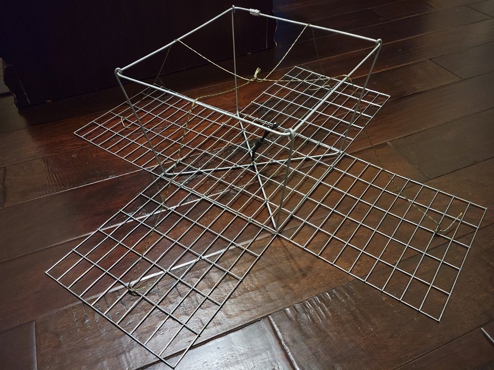 EZ-CRABBING Pack of 5 Open Panel Traps. Stackable. Catch blue crabs/stone crabs.