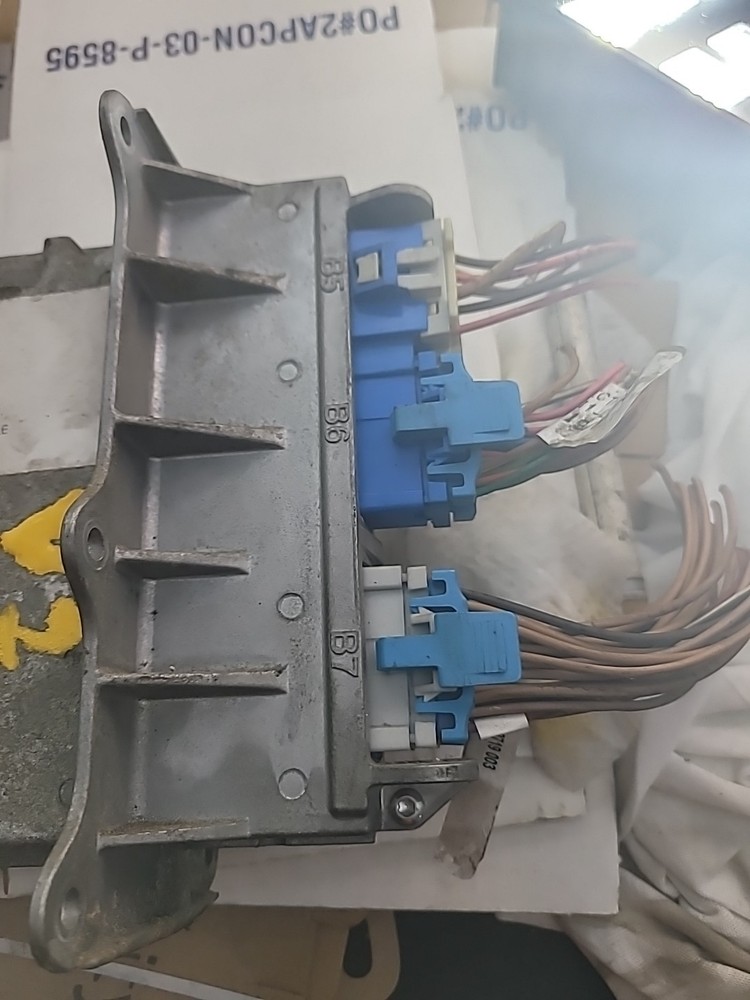 FREIGHTLINER M2 106 2011: Cab Control Module CECU - 06-49824-007