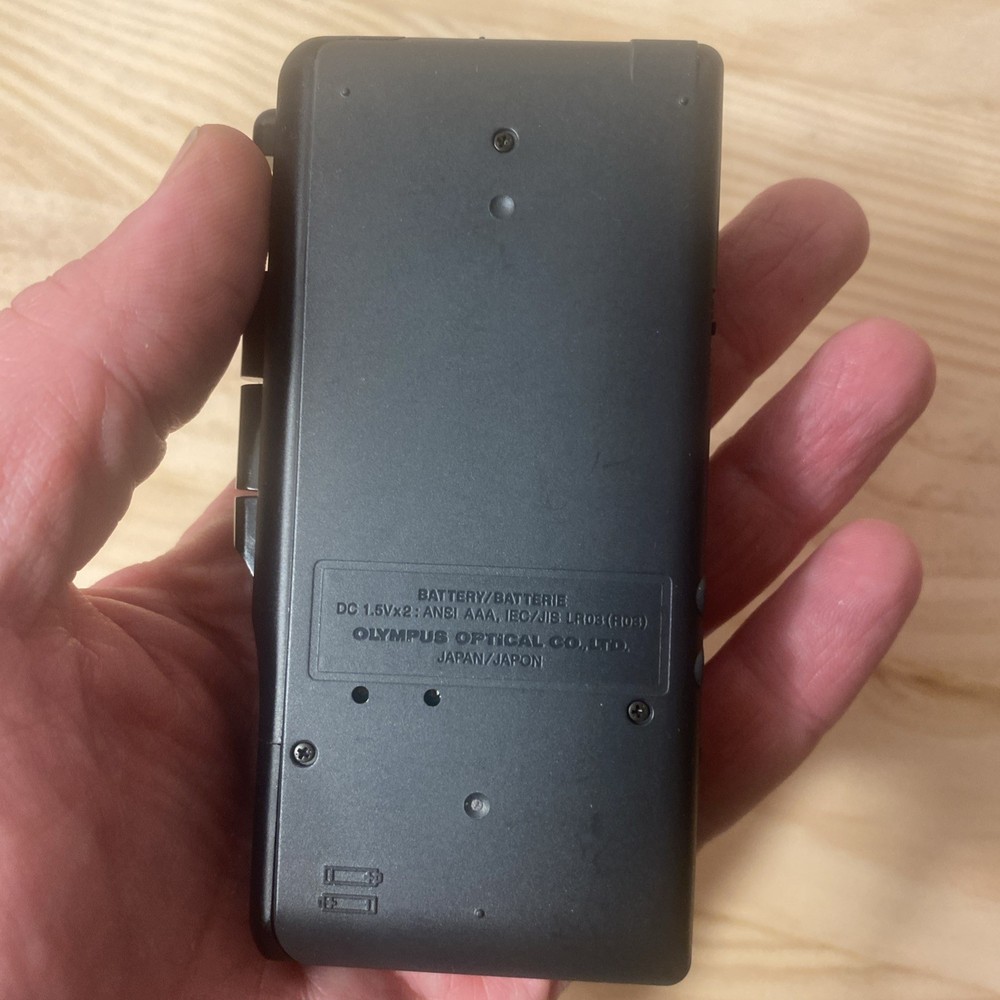 Olympus Pearlcorder L150 Microcassette Recorder