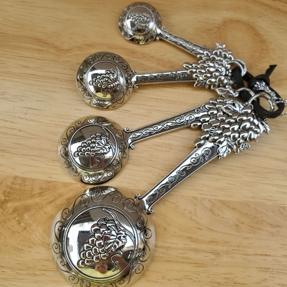 Decorative Grape Cluster Measuring Spoons Set With Whimsical Kitchen Charm