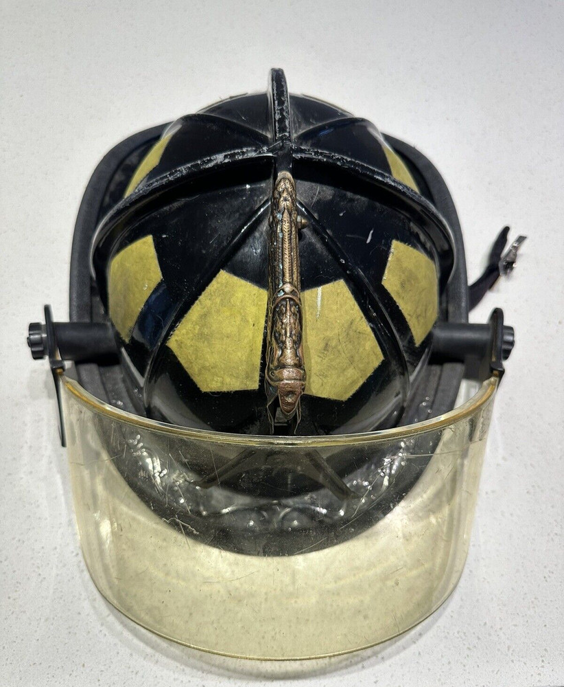 FIREFIGHTING FIRE HELMET BULLARD 2004