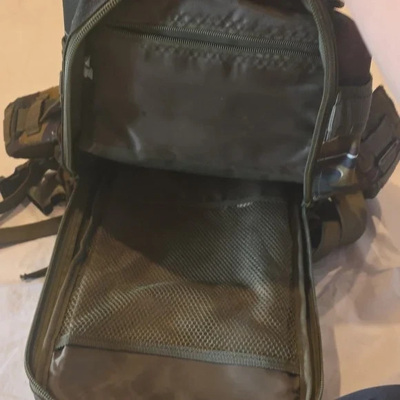 Unbranded Tactical Backpack Camouflage 18x12x6