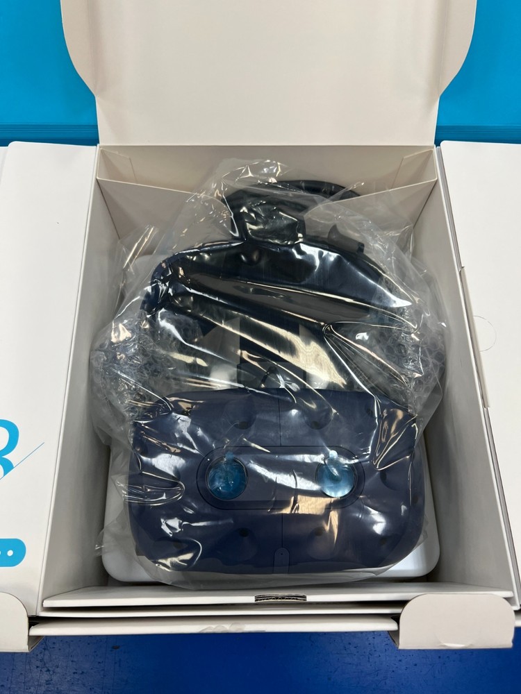 HTC VIVE Pro VR Headset - Blue