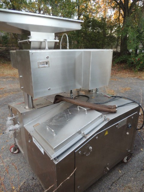 FITZPATRICK FITZ MILL D6A COMMINUTOR 460V WITH ACCESSORIES