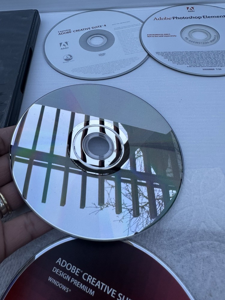 Ad0be Creative Suite 4 CS4 Design Premium Windows Student Version w/ Serial #