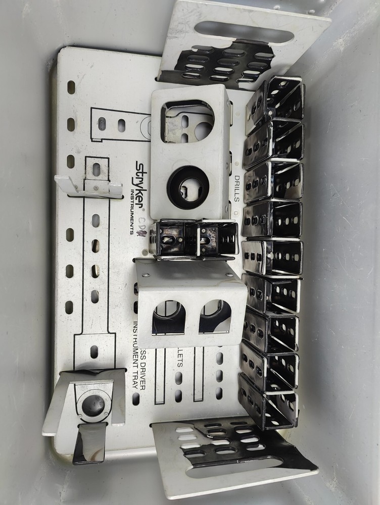 Aesculap Steril Container System Sterilization Container 17" X 10.5" X 7.5"