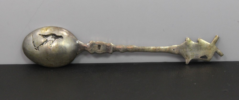 .800 Silver Raised Design Windmill Farmer Ploughing Figural Spoon Pillar Neck