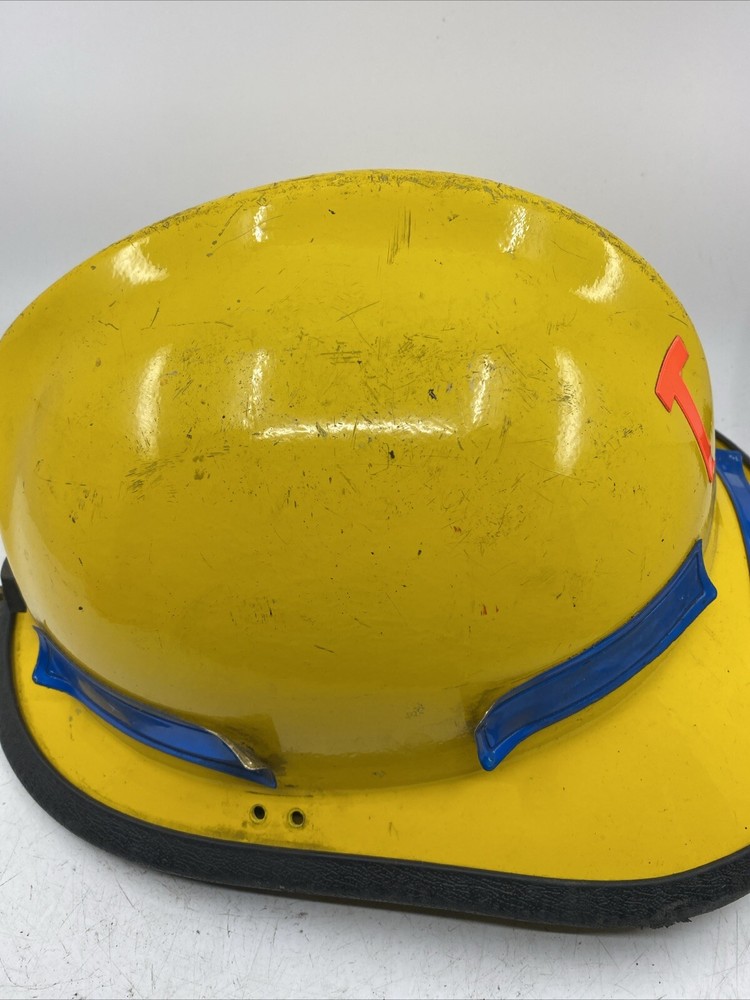 CAIRNS 660C Firefighter Helmet With Face Shield -Yellow-