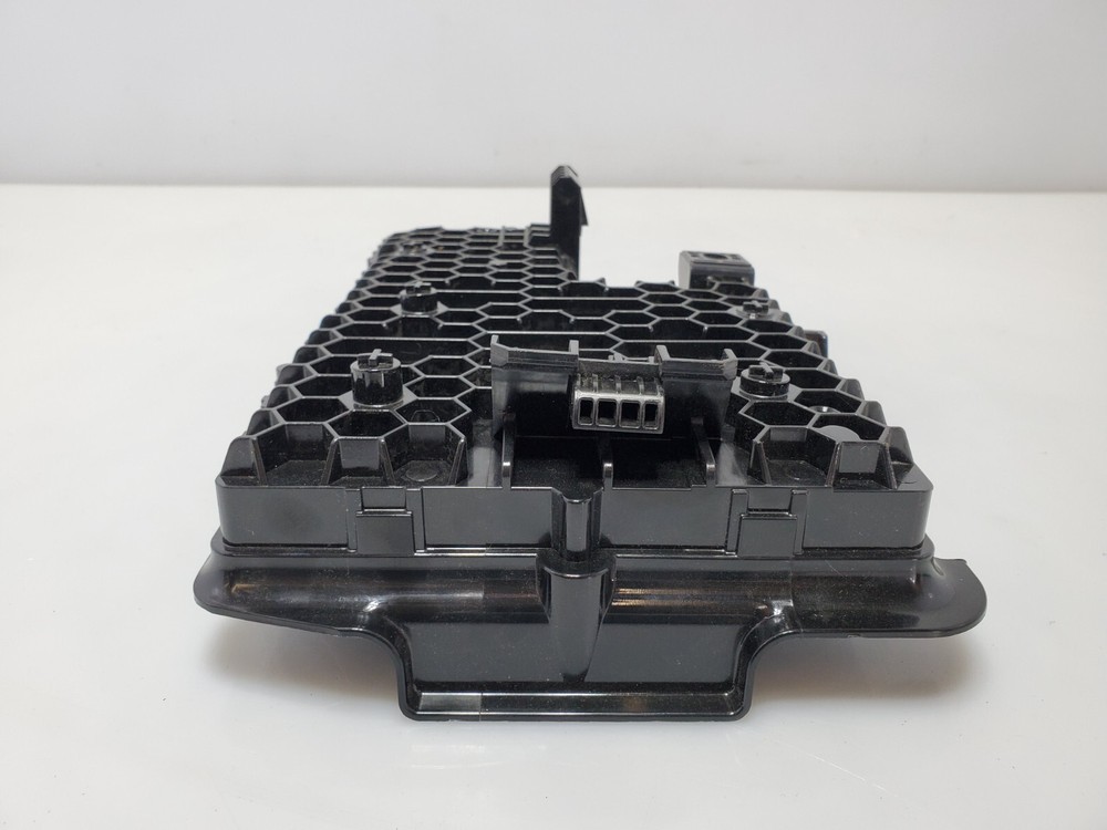 ✅ 20-22 OEM Tesla Model Y Right Passenger Side Voltage Body Control Module Unit