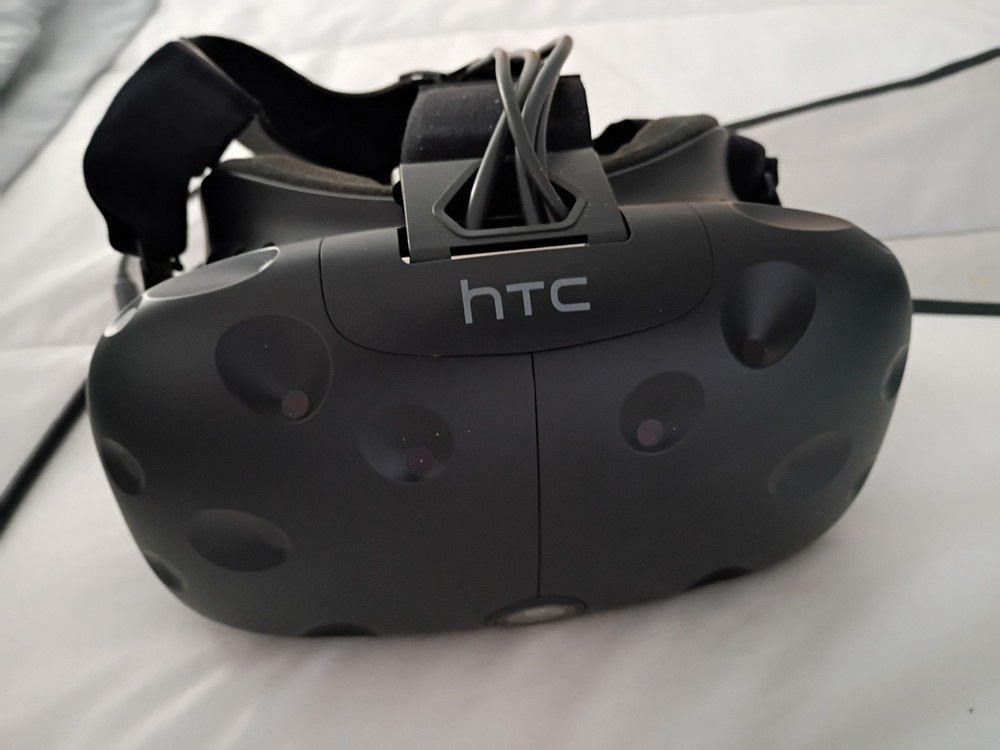 HTC Vive 1.0 SteamVR System | Full Kit