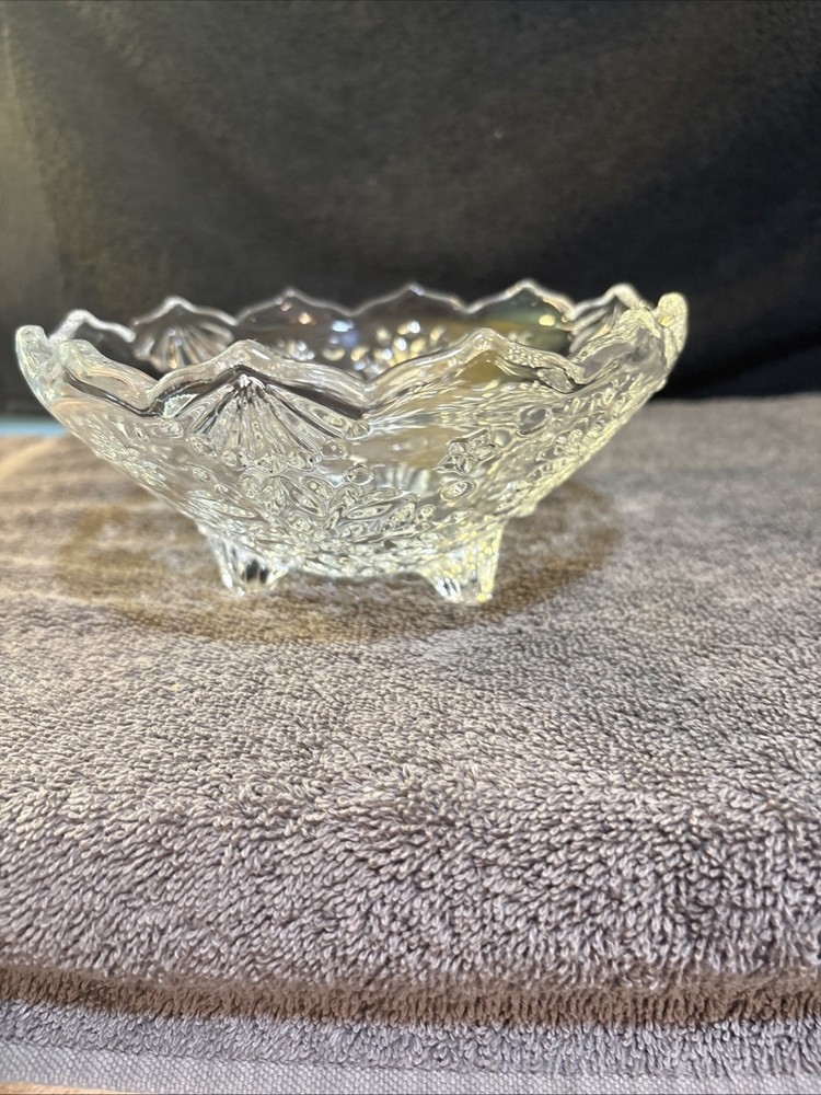 Mikasa Crystal 6” 3 Footed Snowflake Candy Dish