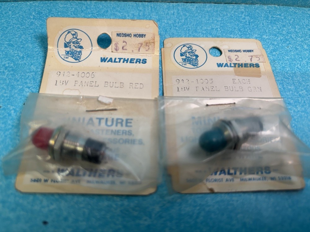 N Scale Walthers Lights 2 New Packs Red And Green