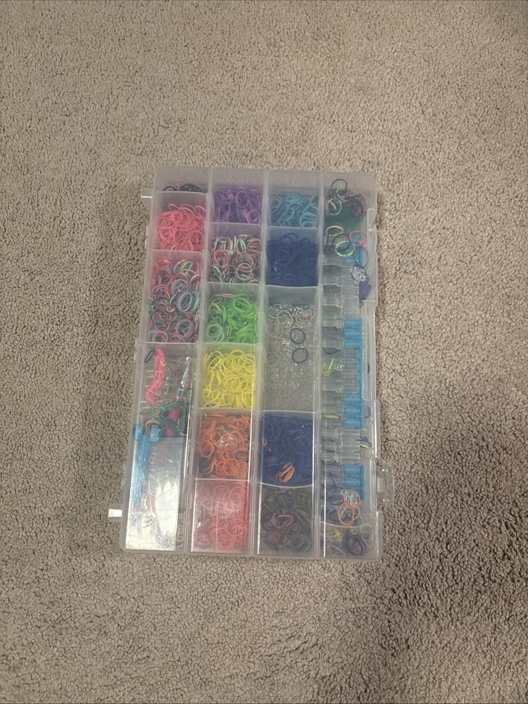 Rainbow Loom Friendship Bracelet DIY Kit Rubber Bands, Tools, Cases