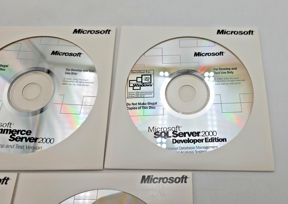Microsoft .net Enterprise Servers 9 Disc set w/6 Keys - Win 2000