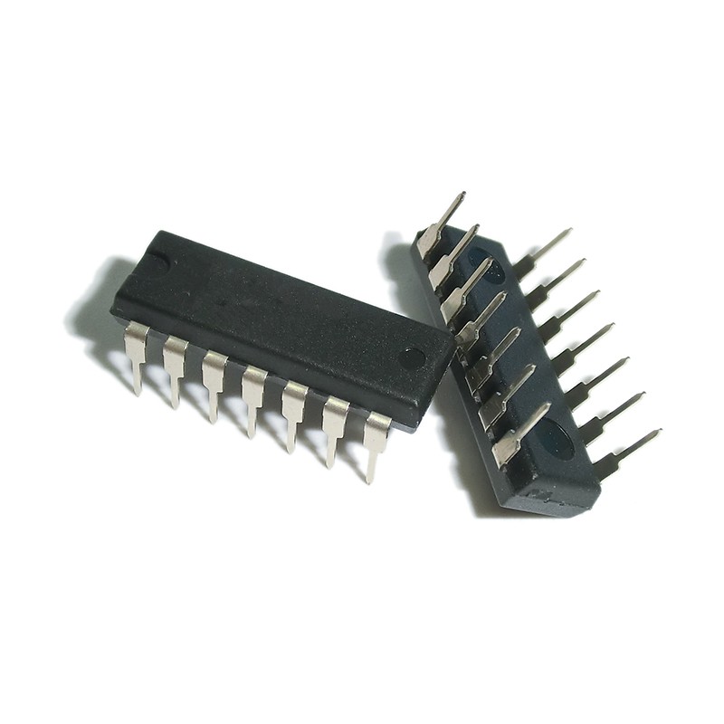 10PCS HD74LS06P DIP14