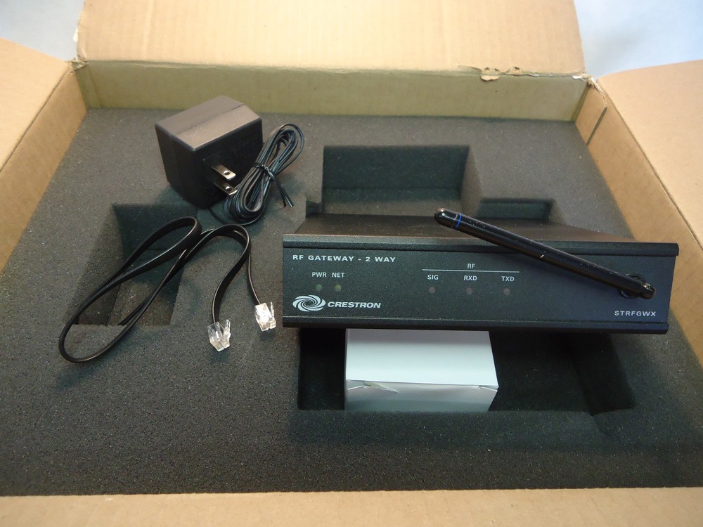 NEW IN BOX CRESTRON STRFGWX KIT GATEWAY