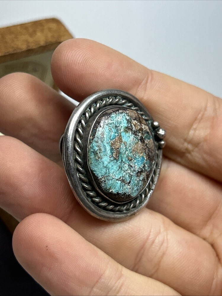 Large Native American Sterling Silver & Turquoise Twisted Cable Circle Ring