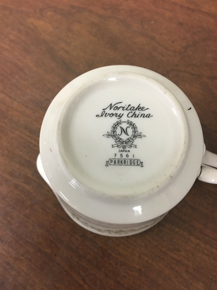 Noritake #7561 Parkridge Creamer