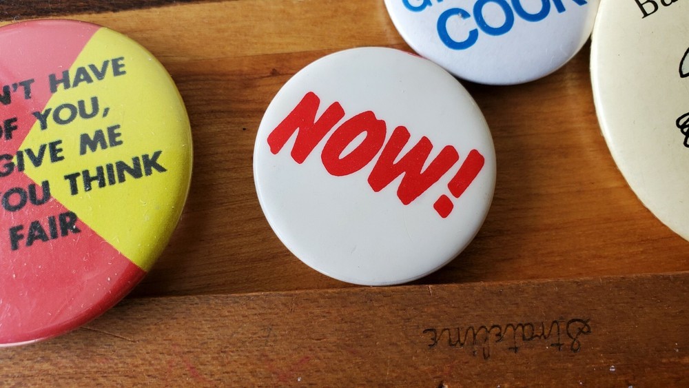 Vintage Advertising / Political Pin back buttons